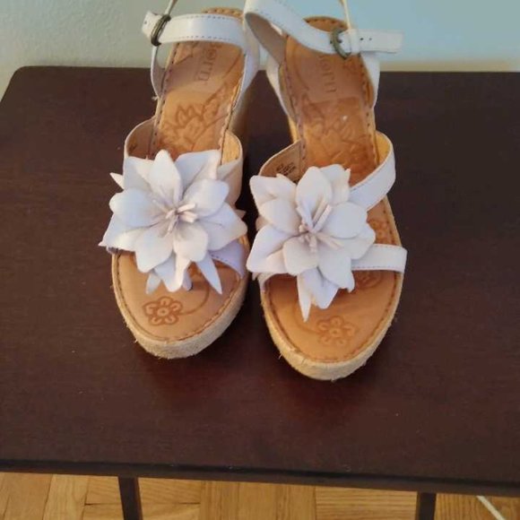 Shoes - Born Leather Wedge Sandals
